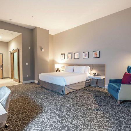 Hilton Garden Inn Wichita Downtown, Ks Eksteriør bilde