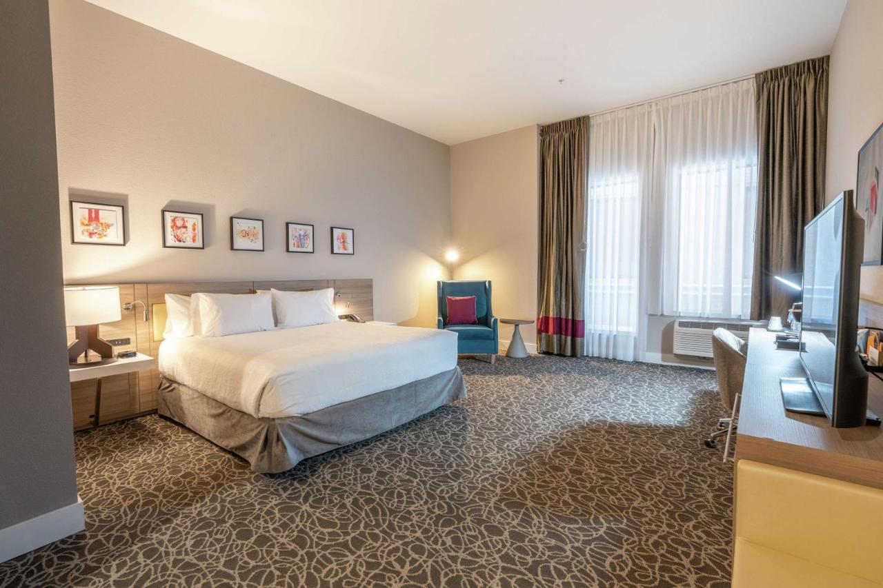 Hilton Garden Inn Wichita Downtown, Ks Eksteriør bilde